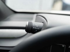 Lexus ES 300h Premium Edition - ფოტო 20