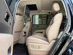 Li Auto i8 Standard Edition - ფოტო 5