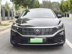 Volkswagen Passat Plug-in Hybrid 430PHEV Hybrid Luxury Edition - ფოტო 3