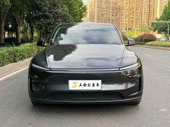 Tesla Model Y Long Range All-Wheel Drive - ფოტო 2
