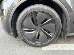 Tesla Model Y Long Range All-Wheel Drive - ფოტო 4