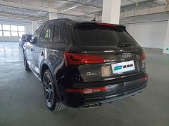 Audi Q5L 40 TFSI Luxury Dynamic - ფოტო 4