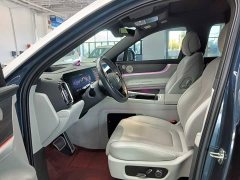 AITO M9 Extended Range Ultra 42kWh 6-Seater - ფოტო 8