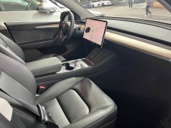 Tesla Model Y Rear-Wheel Drive - ფოტო 6