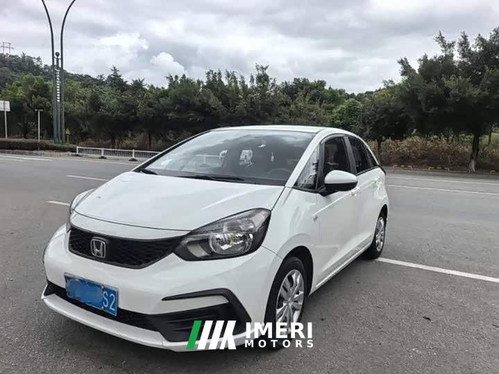 Honda Fit 1.5L CVT Trendy Sunroof Edition