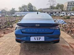 Hyundai Elantra 1.5L CVT Luxury - ფოტო 8