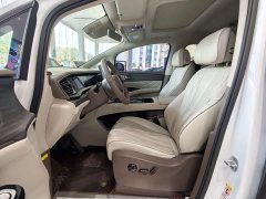 Denza D9 DM-i 970 AWD Flagship - ფოტო 9