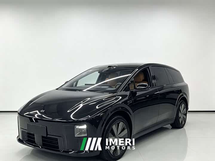 Li Auto i8 Standard Edition