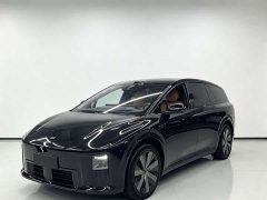 Li Auto i8 Standard Edition - photo 1