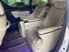 Toyota Alphard Twin-Engine 2.5L Premium Edition - ფოტო 7
