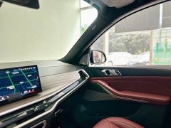 BMW X5 xDrive 40Li M Sport Package - ფოტო 8
