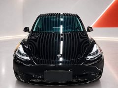 Tesla Model Y Rear-Wheel Drive - фото 2
