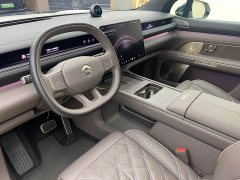 NIO ES8 Six-Seat Executive Luxury Edition - photo 15