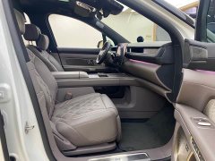 NIO ES8 Six-Seat Executive Luxury Edition - photo 18