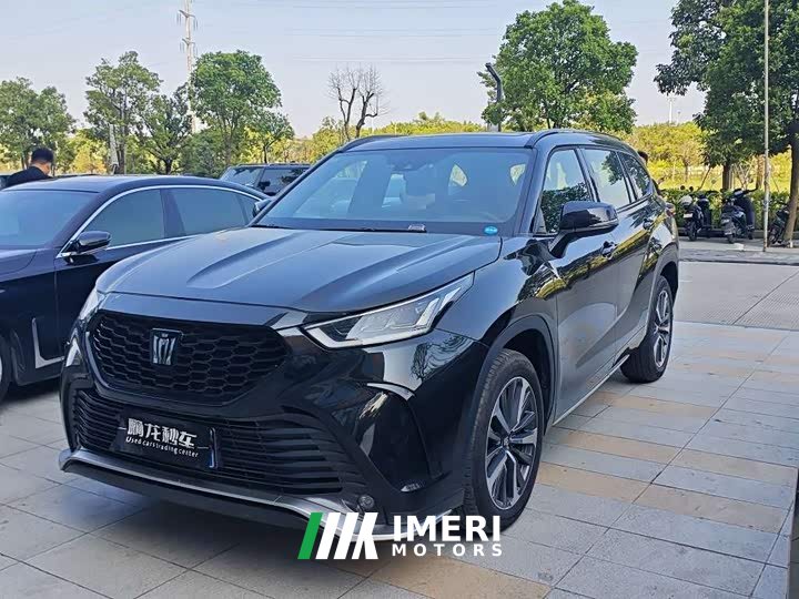 Toyota Crown Land Cruiser 2.5L HEV FWD Luxury Edition