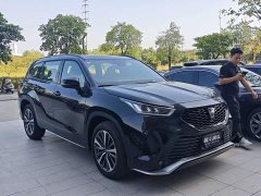 Toyota Crown Land Cruiser 2.5L HEV FWD Luxury Edition - photo 3