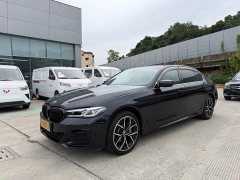 BMW 5 Series Facelift 530Li Luxury M Sport Package - ფოტო 1