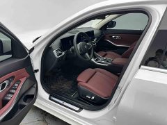 BMW 3 Series 320Li M Sport Package - ფოტო 10