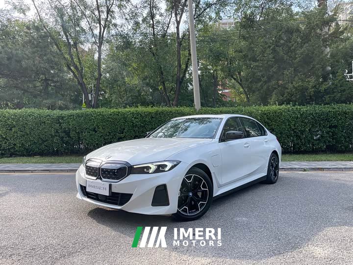 BMW i3 eDrive 40 L Midnight Edition Package
