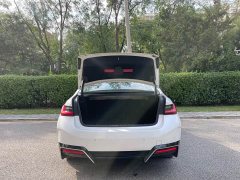 BMW i3 eDrive 40 L Midnight Edition Package - ფოტო 6