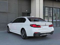 BMW 5 Series 525Li M Sport Package - ფოტო 20
