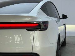 Tesla Model Y Rear-Wheel Drive - фото 17