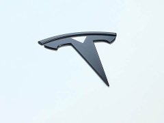 Tesla Model Y Rear-Wheel Drive - фото 5