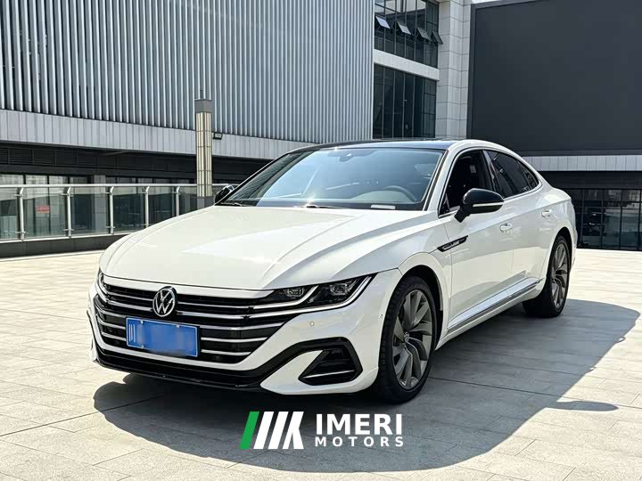 Volkswagen CC 380TSI Eye-Catching Edition