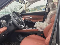 Changan CS75 PRO 1.5T DCT Comfort 7-Seater - ფოტო 8