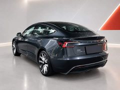 Tesla Model 3 Rear-Wheel Drive - ფოტო 4