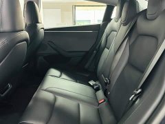 Tesla Model 3 Rear-Wheel Drive - ფოტო 9