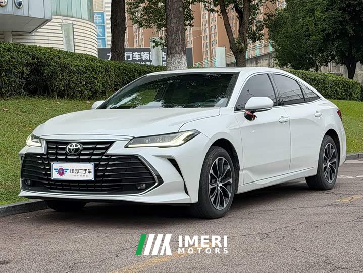 Toyota Avalon 2.0L Premium Edition