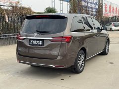Buick GL8 Land Business Class Comfort Edition - photo 3