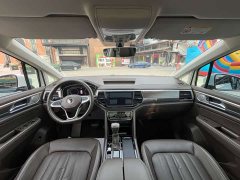 Volkswagen Viloran 330TSI Luxury - ფოტო 11