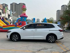 Volkswagen Viloran 330TSI Luxury - ფოტო 3