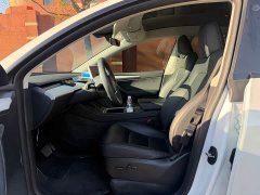 Tesla Model Y Rear-Wheel Drive - ფოტო 6