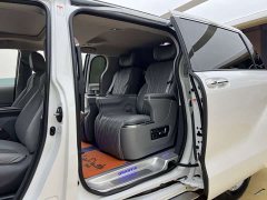Toyota Gravia 2.5L Hybrid Comfort Edition - photo 12