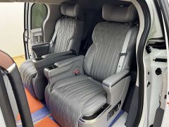 Toyota Gravia 2.5L Hybrid Comfort Edition - photo 13
