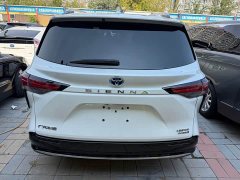 Toyota Sienna 2.5L Hybrid Premium Edition - photo 5