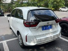 Honda Fit 1.5L CVT Trend Edition - photo 2