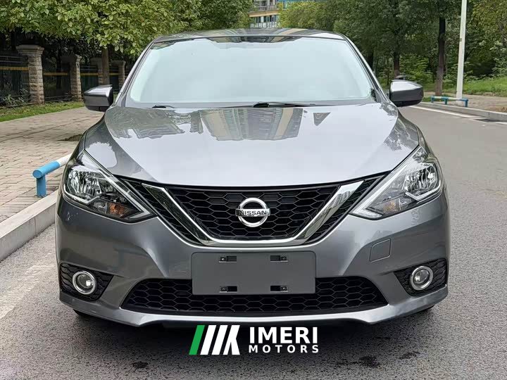 Nissan Sylphy Classic 1.6XE CVT Exclusive Edition - автомобиль из Китая