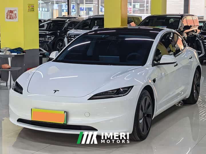 Tesla Model 3 Long Range All-Wheel Drive