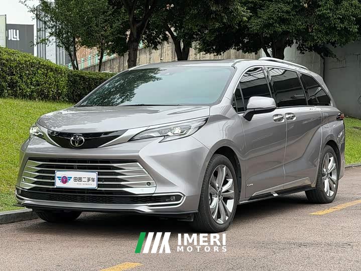 Toyota Sienna 2.5L Hybrid Platinum Edition - ავტომობილი ჩინეთიდან