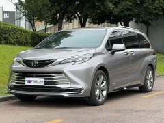 Toyota Sienna 2.5L Hybrid Platinum Edition - ფოტო 1
