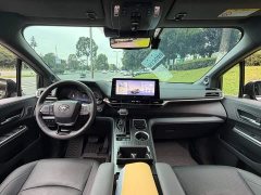 Toyota Sienna 2.5L Hybrid Platinum Edition - ფოტო 13