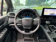 Toyota Sienna 2.5L Hybrid Platinum Edition - ფოტო 14
