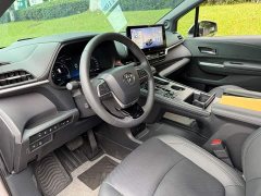 Toyota Sienna 2.5L Hybrid Platinum Edition - ფოტო 7