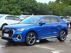 Audi Q3 35 TFSI Fashion Dynamic - фото 1