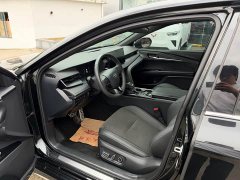 Toyota Camry 2.0HXS Edition - ფოტო 4