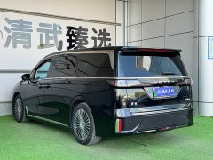 Voyah Lantu Dreamchaser PHEV AWD Flagship Kunpeng Edition - photo 17